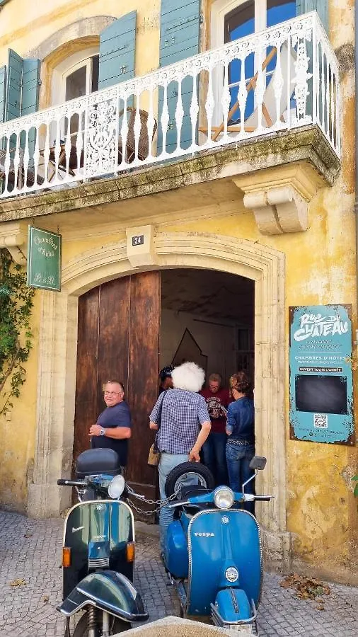 Rue Du Chateau Tarascon Bed & Breakfast