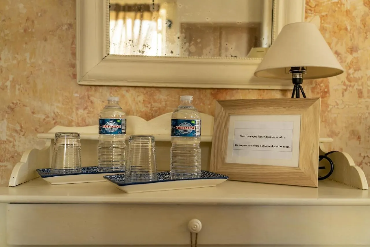 Rue Du Chateau Tarascon Bed & Breakfast
