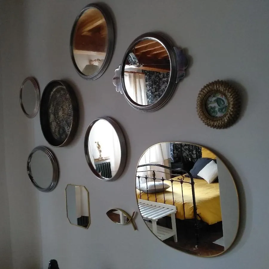 Rue Du Chateau Tarascon Bed & Breakfast